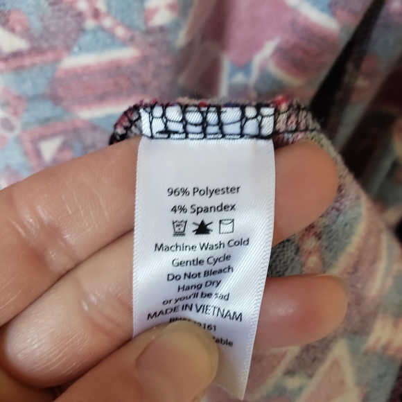 LuLaRoe Colorful Aztec Geo Sarah Duster Cardigan Size S - Picture 8 of 8